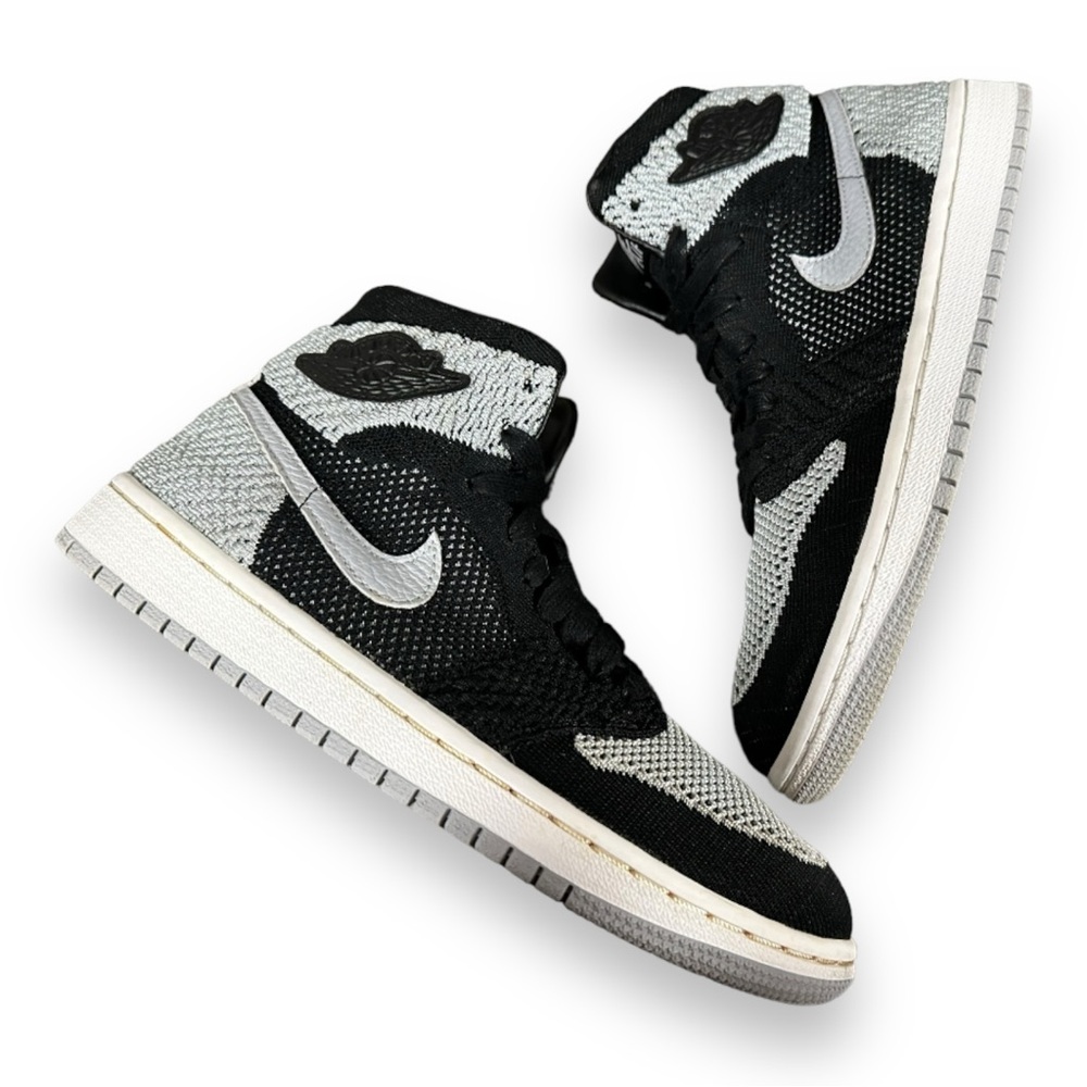 Jordan 1 Retro High Flyknit Shadow (GS) - Picture 6 of 16